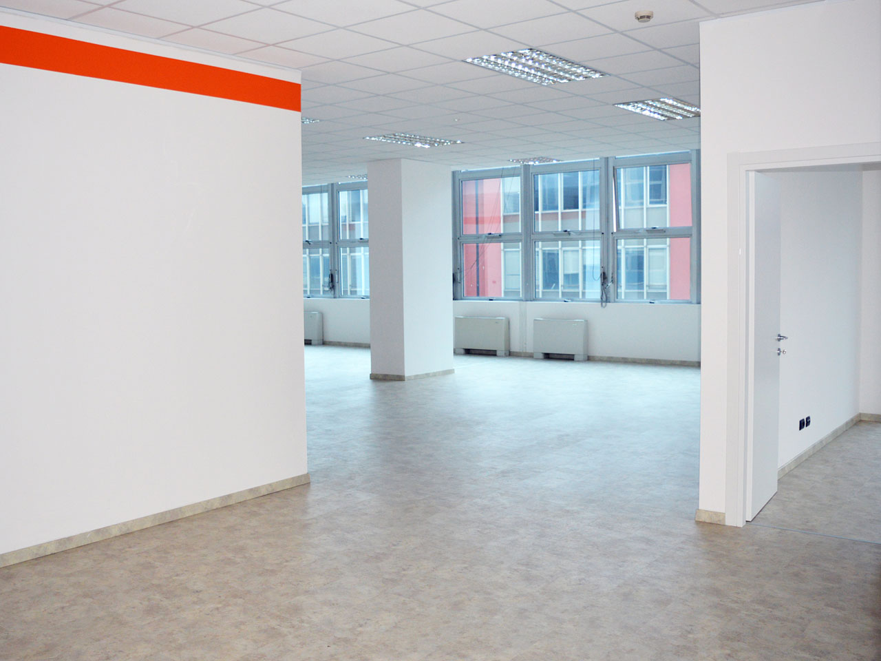 Open space lato ovest - ufficio 750 mq Milano zona Mecenate