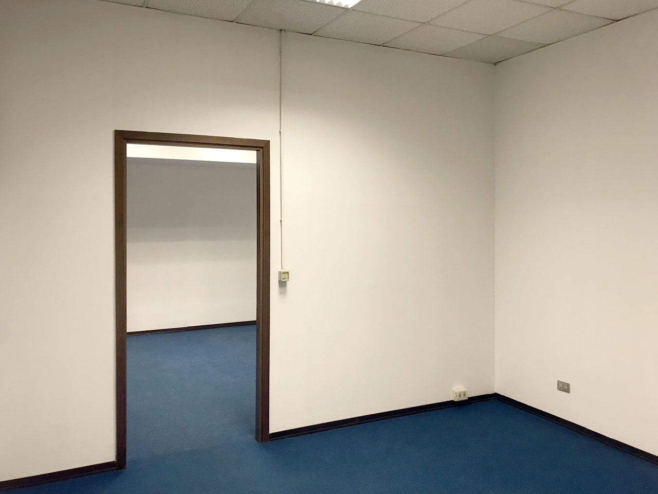 Space 2 - Warehouse for rent in Milan - 100 sqm (1076 sqft) - Atlantic Business Center