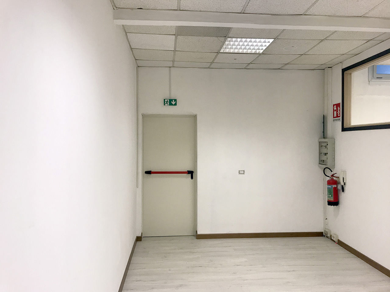Space 1 - Warehouse to rent in Milan - 100 sqm (1076 sqft) - via Fantoli, Mecenate area