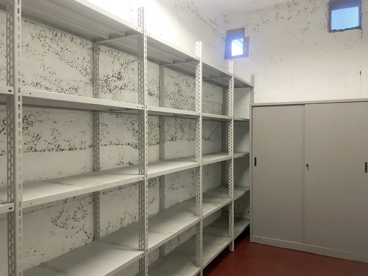 Archive for rent in Milan - 12 sq m (129 sq ft) - Atlantic Business Center